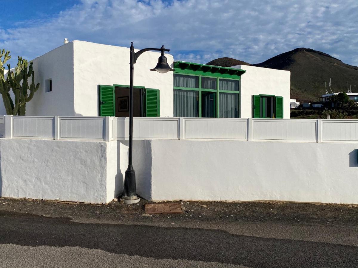 Villas Yaiza. El Golfo Luaran gambar